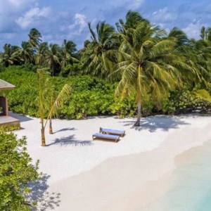Beach Villa - Hurawaihi - Luxury Maldives Honeymoon