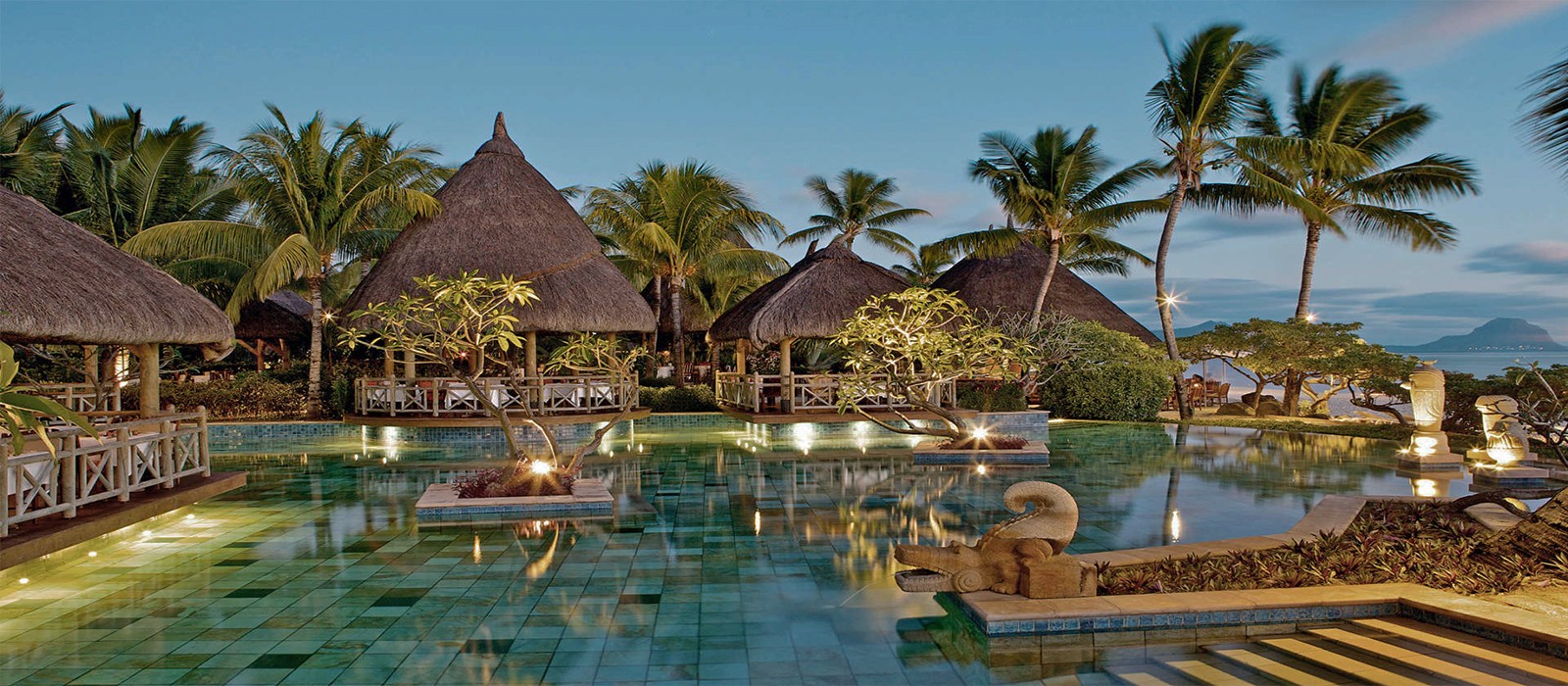 La Pirogue Resort and Spa - Luxury Mauritius Holiday Packages - header1