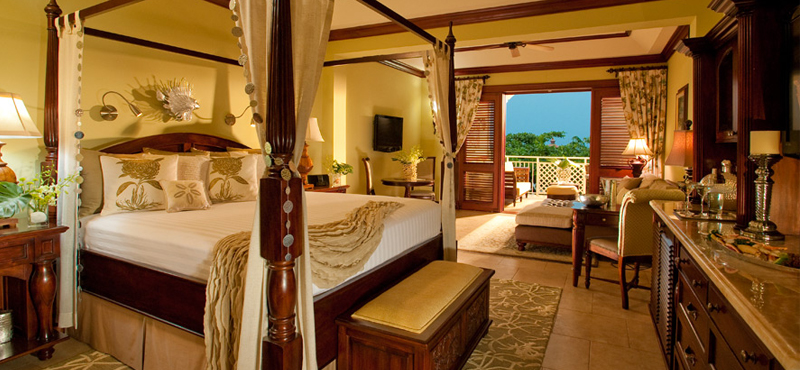 3 Crystal Lagoon Honeymoon Penthouse Oceanview One Bedroom Butler Suite Sandals Royal Caribbean Luxury Jamaica holiday packages