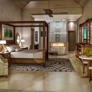 5Romeo And Juliet Butler Suite With Balcony Tranquility Soaking Tub Sandals Royal Caribbean Luxury Jamaica Holidays