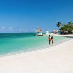 Beach 3 - Sandals Royal Caribbean - Luxury Jamaica Honeymoons