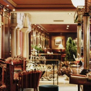 Olivers Bar - Hotel Emperador Buenos Aires - Luxury Argentina Holiday Packages
