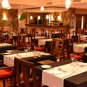 Restaurant Naipi - loi suites iguazu hotel - luxury argentina holidays