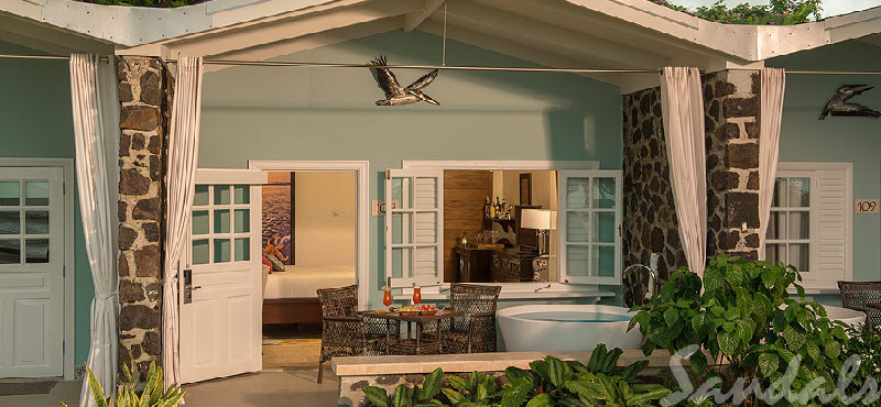 St Lucia Holiday Packages Sandals Halcyon Beach Beachfront Club Level Walkout Room W Patio Tranquility Soaking Tub3