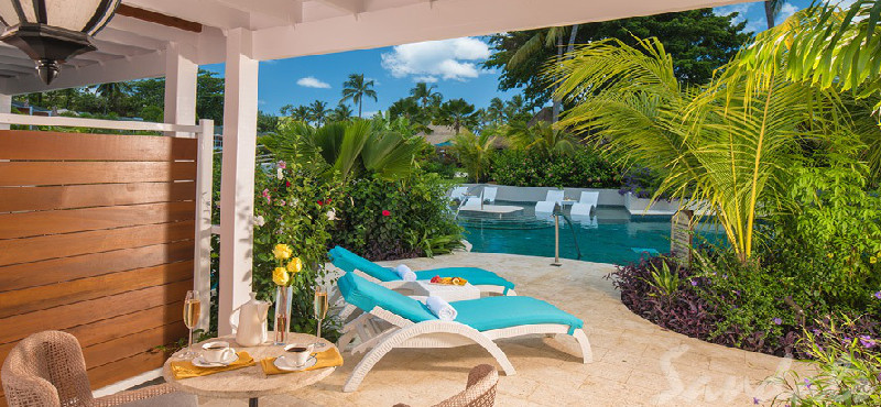 St Lucia Holiday Packages Sandals Halcyon Beach Crystal Lagoon Walkout Swim Up Club Level2