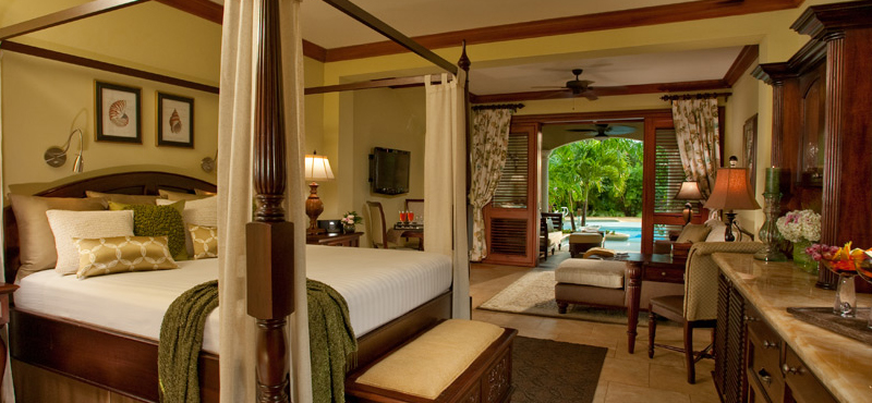 Swim Up Crystal Lagoon Honeymoon One Bedroom Butler Suite Sandals Royal Caribbean Luxury Jamaica holiday packages