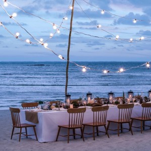 beach dining - Shangri La Le touessrock - Luxury Mauritius holidays