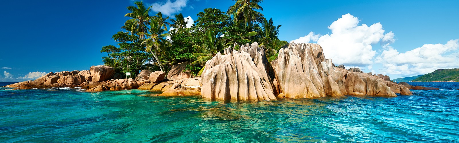 header - top island holiday destinations