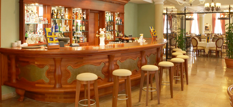 lobby bar - IBEROSTAR Grand Hotel Trinidad - Luxury Cuba Holiday Packages