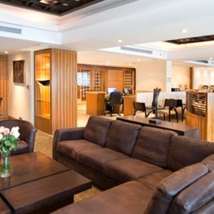 lounge - Hilton Colon Guayaquil - Luxury Ecuador Holidays