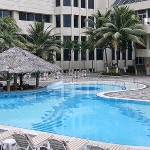 pool 2 - Hilton Colon Guayaquil - Luxury Ecuador Holidays