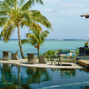 pool 4 - lux le morne mauritius - luxury mauritius holiday packages