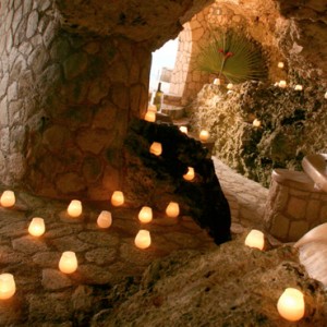 private dining - the caves jamaica - luxury caribbean holidays