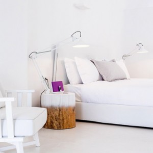 senior Suite Caldera 2 - Charisma Suites Santorini - Luxury Greece Holidays