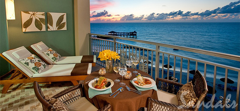 luxury Bahamas holiday Packages Sandals Royal Bahamian Balmoral Beachfront Club Level Room 2
