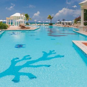 luxury Bahamas holiday Packages Sandals Royal Bahamian Pool 2