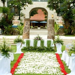 Luxury Bali Holiday Packages Sudamala Suites & Villas Garden Wedding