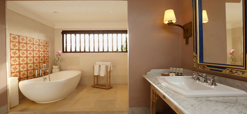 Luxury Bali Holiday Packages Sudamala Suites & Villas Studio Suite Bathroom1