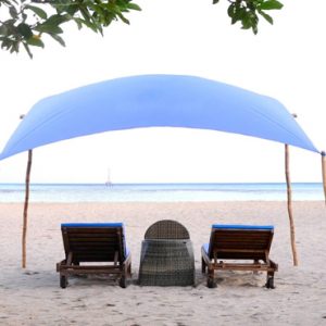 Luxury Bali Holiday Packages Sudamala Suites & Villas Sun Loungers On Beach