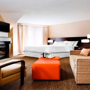 Luxury Canada Holiday Packages Le Westin Resort And Spa Tremblant Quebec Suite Gallery 4