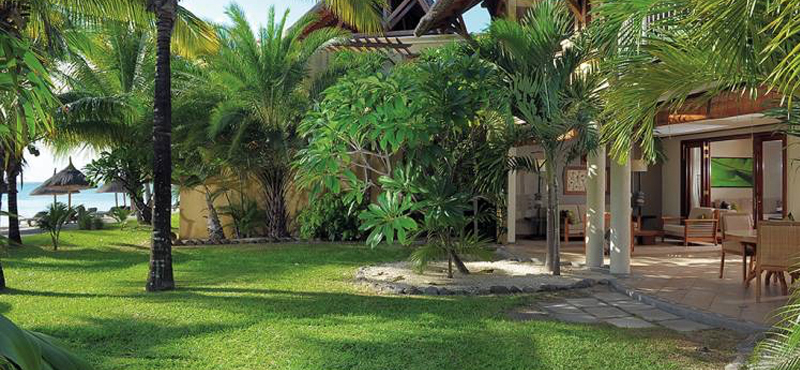 Luxury Mauritius Holiday Packages Paradis Beachcomber Golf Resort And Spa Senior Suite 2