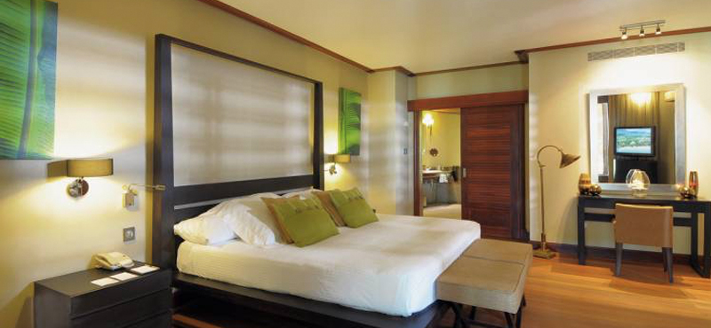 Luxury Mauritius Holiday Packages Paradis Beachcomber Golf Resort And Spa Senior Suite 8