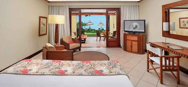 Luxury Mauritius Holiday Packages Paradis Beachcomber Golf Resort And Spa Tropical Beachfront Room 2