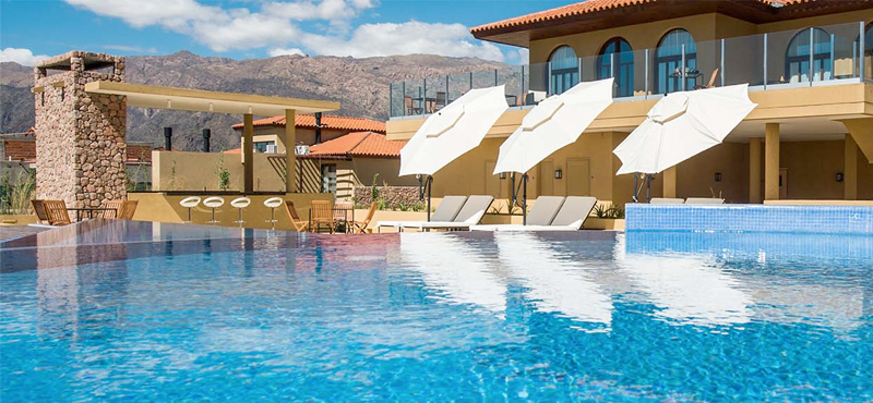 Pool Bar and Grill - Grace Cafayate - Luxury Argentina holiday packages