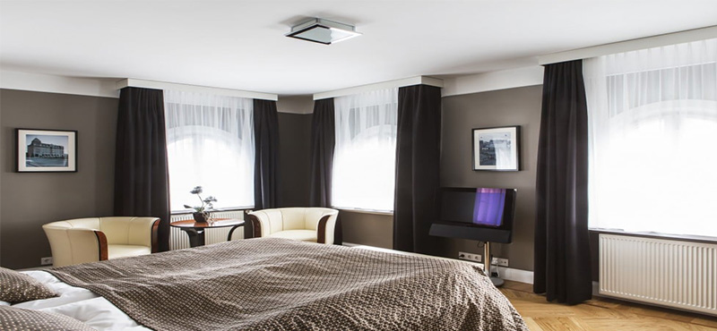 Hotel Borg by Keahotels - Luxury Iceland Holiday Packages - Tower Suite