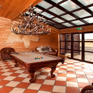 Hotel Ranga - Luxury Iceland Holiday Packages - snooker room