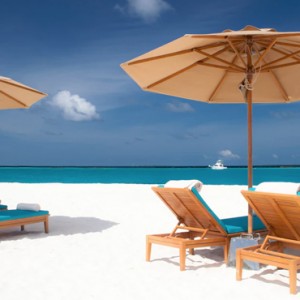 sun loungers - the sun siyam iru fushi - luxury maldives holidays