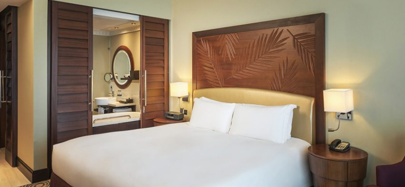 superior king room 4 - sofitel dubai jumeirah beach - luxury dubai holidays