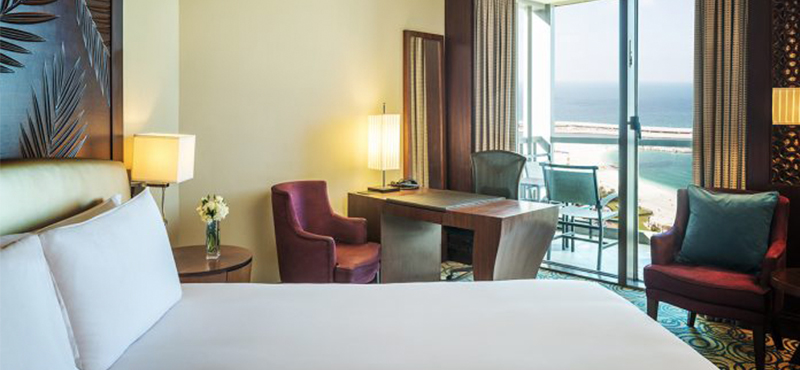 superior king room - sofitel dubai jumeirah beach - luxury dubai holidays
