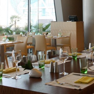 Amici - yas viceroy abu dhabi - luxury abu dhabi holidays