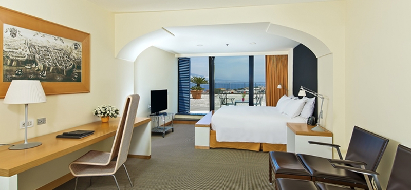 King Executive Rooms 2 - Hilton Sorrento Palace - Luxury Italy holiday Packages