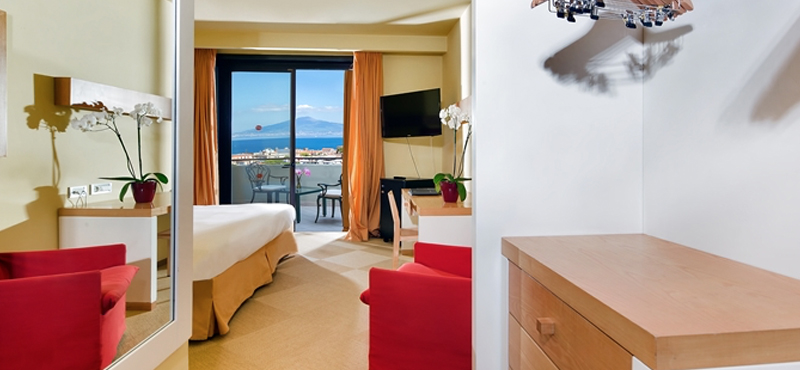 King Guest Room 2 - Hilton Sorrento Palace - Luxury Italy holiday Packages
