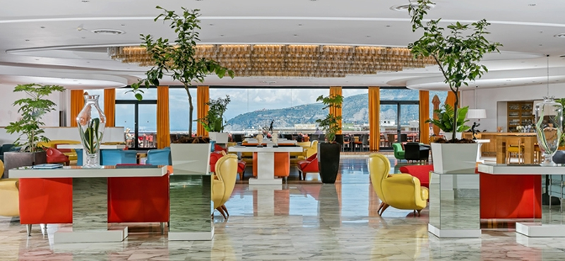 Sorrento Lounge - Hilton Sorrento Palace - Luxury Italy holiday Packages