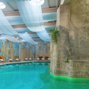 indoor pool - Hilton Sorrento Palace - Luxury Italy holiday Packages