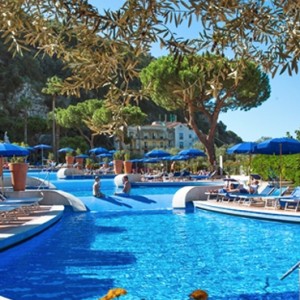 main pool - Hilton Sorrento Palace - Luxury Italy holiday Packages