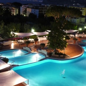 pool at night 2 - Hilton Sorrento Palace - Luxury Italy holiday Packages