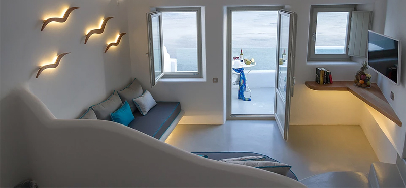 Junior Suite - la perla villas santorini - luxury santorini holiday packages