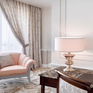 Palazzo Versace - Luxury Dubai Holiday packages - Executive suites - seating