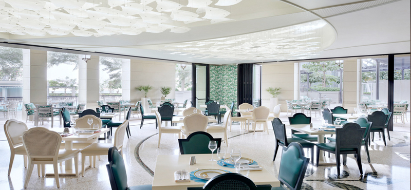 Palazzo Versace - Luxury Dubai Holiday packages - Giardino