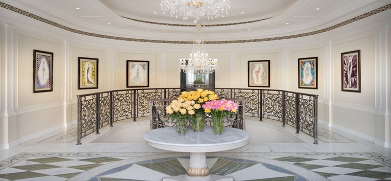 Palazzo Versace - Luxury Dubai Holiday packages - Imperial Suites foyer