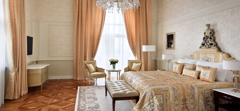 Palazzo Versace - Luxury Dubai Holiday packages - Signature Suites