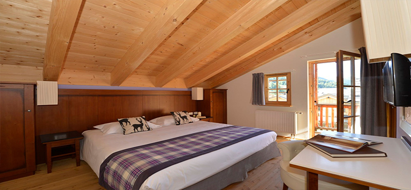 Pragelato Vialetta - Luxury Italy Holiday Packages - Club room1