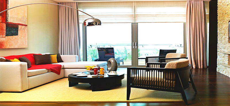 Rixos The Palm Dubai - Luxury Dubai Honeymoon Packages - Junior suite living area