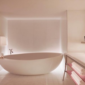 SLS South Beach - Luxury Miami holiday packages - Villa bathroom