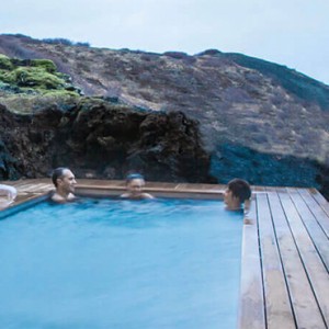 pool 4- ion luxury adventure hotel - luxury iceland holiday packages