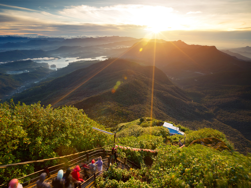 The Best Sri Lanka Tours Sri Lanka Tailor Made Holidays Adams Peak